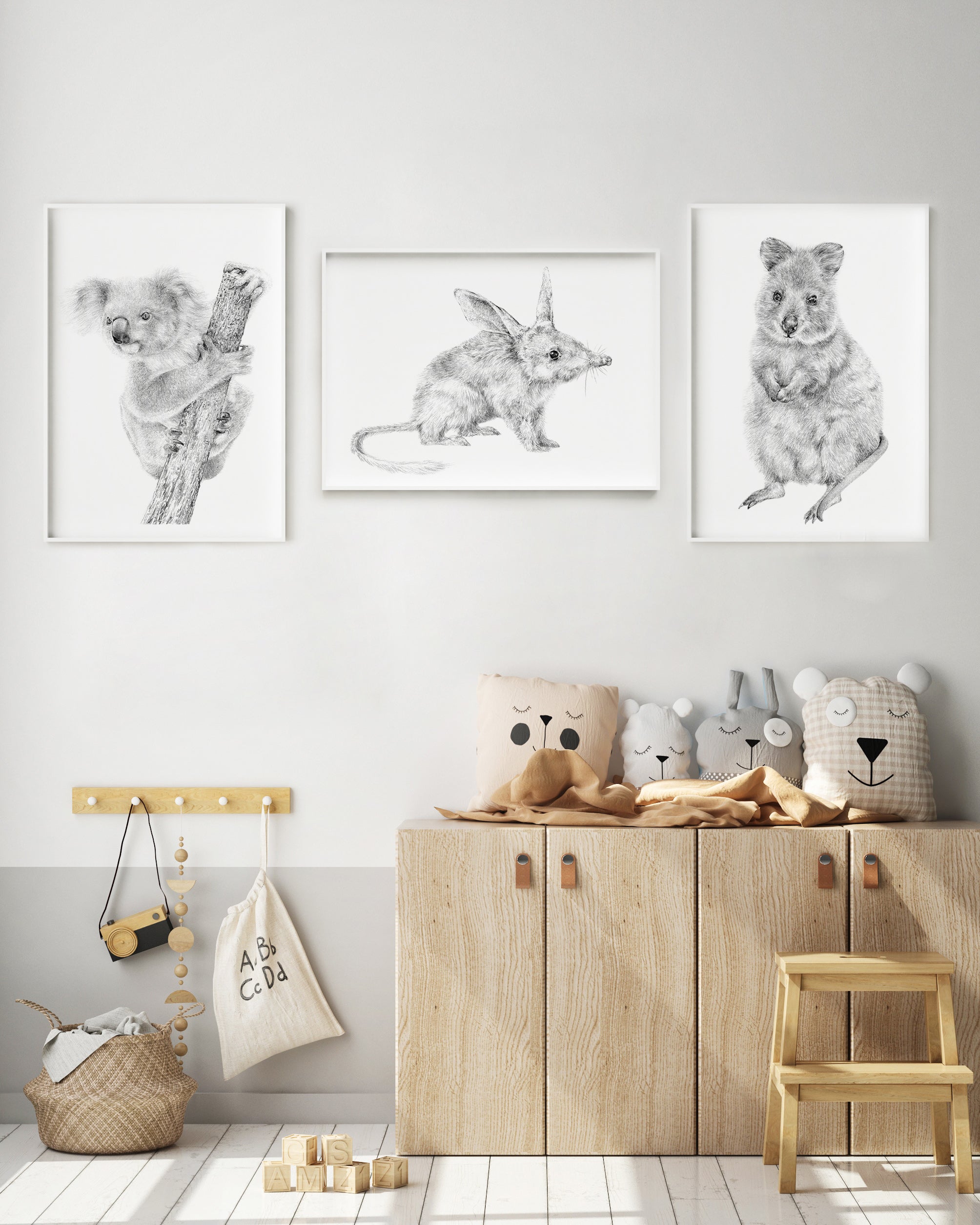 Animal paintings deals for baby room